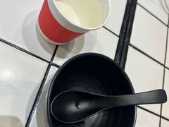 -肥汁米蘭香港米线(长宁来福士店)