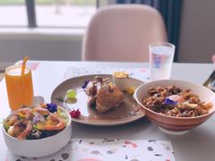 温泉蛋牛肉丼-公园北鹿·铃兰餐厅(齐盛湖店)