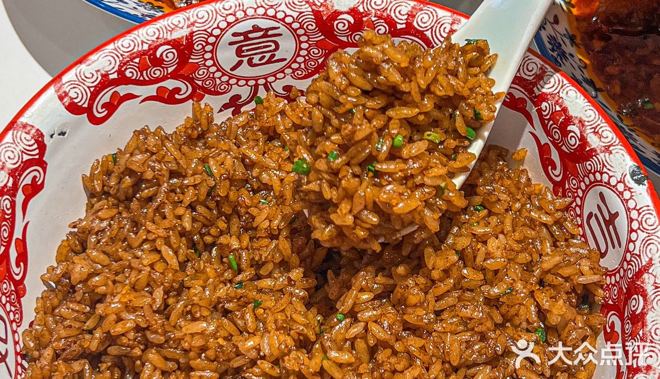 好吃到吃撑扶墙出来