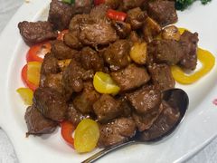 彩椒巴东牛仔粒-万宝海鲜舫(劳动公园店)
