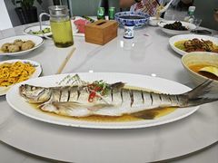 -七的湖·晚芳亭·阳澄湖农家菜·大闸蟹(莲花岛店)