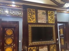 -鹊华居·地道鲁菜·海鲜·融合味(大明湖店)