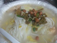 -顺记沙煲美食