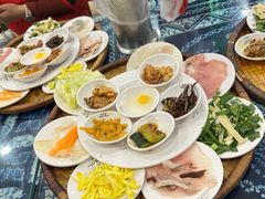 -桥香园云南过桥米线(金马碧鸡店)