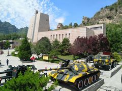 -平西抗日烈士陵园