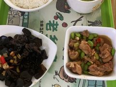 -老乡鸡(合肥高铁南站店)