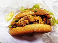 -麦当劳(展览路店)