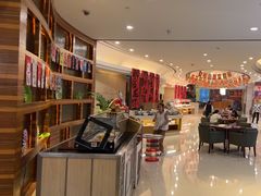 -元一希尔顿酒店·鲜切牛肉火锅禅自助餐厅