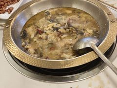 -张大师鸭爪爪特色干锅(南湖店)