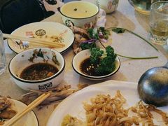 -墨脱石锅椰子鸡•香草鸭•东山羊(大东海店)