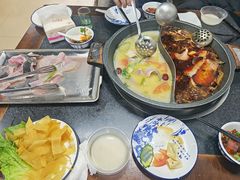 石锅鱼-秦巴石锅鱼