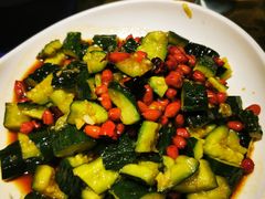 -95号酱骨·一块豆腐(展春园西路店)