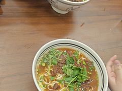 -小马牛肉面·牛骨熬制(南京博物院店)