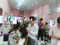 -Feelgood接发色彩造型沙龙