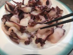 白灼八爪鱼-屋里家延边朝鲜族冷面(梅林3店)