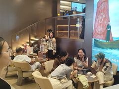 -霸王茶姬(上海恒基名人店)