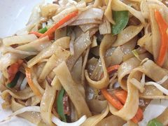 炒粉-北大学一食堂