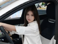 -小鹏汽车体验中心(苏州龙湖狮山天街店)