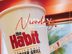 -The Habit Burger Grill 哈比特汉堡(爱琴海店)