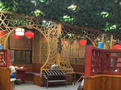 -袁小二大东北铁锅炖(吉祥村总部)