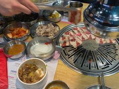 -老炉家木炭烤肉(长江国际店)