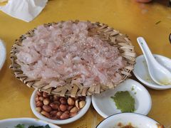 -官塘陈记鱼生·潮汕砂锅粥·牛肉火锅(潮枫路总店)