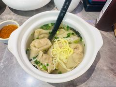 -莱莱小笼·乔艾
