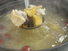 -花苑美食横琴生蚝火锅(拱北粤华路店)