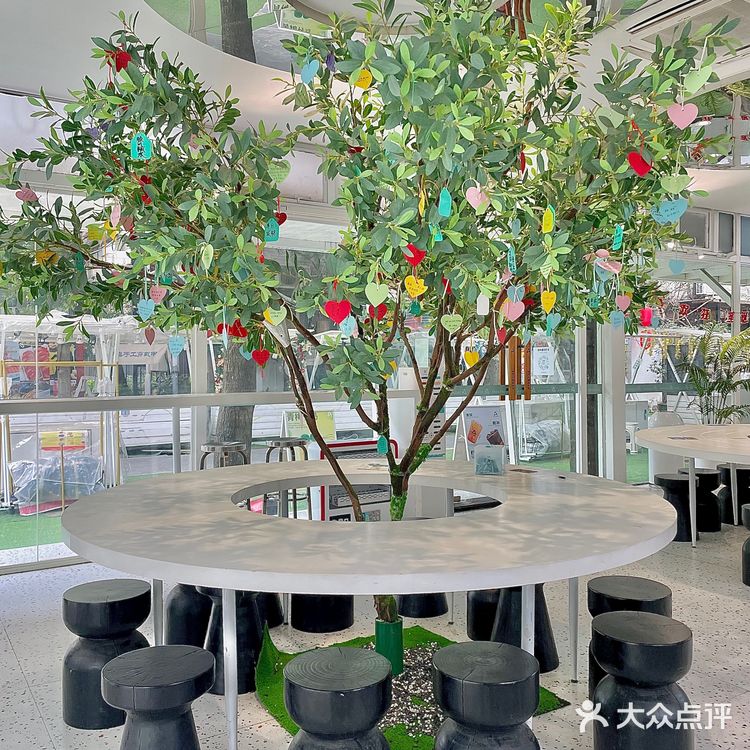 佛山探店｜冬日暖饮A+圣诞打卡点