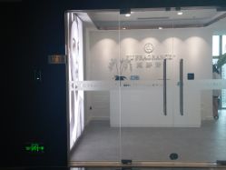 -芙芬芳·半永久纹眉（深圳旗舰店）