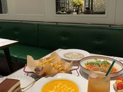 -静香HOUSE·全时段融合餐厅(七星欢乐颂店)