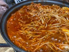 辣汤鸡爪-吴草鸡爪오초닭발韩食堂(融恒盈嘉中心店)