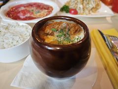 焖锅牛肉-老井俄式餐厅