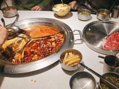 -老房老舍重庆火锅(假日城市店)