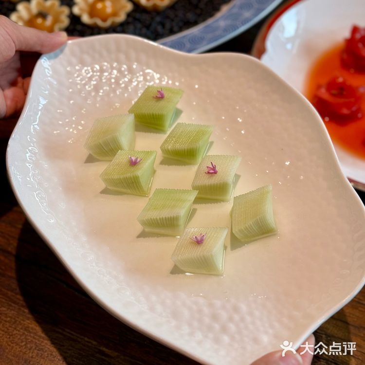 顺德也有在中式庭院里，吃精致“漂亮饭”！