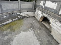 -绳金塔