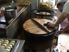 -黄阿姨锅贴大王(万航渡路店)