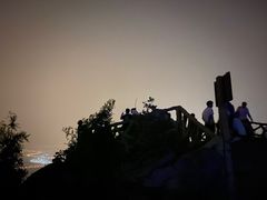 -鬼笑石后山停车场