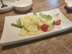 -云海肴·汽锅鸡·云南代表菜(浦江欢乐颂店)