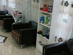-茂菊口腔连锁(浦东南路店)