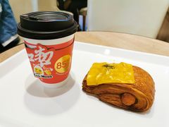 芝士小龙虾味香肠面包-85度C(广州东银广场店)