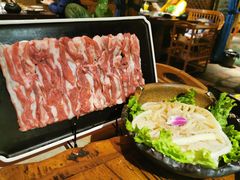 鲜切羔羊排-老牌坊云南鱼豆花火锅(嵩山店)