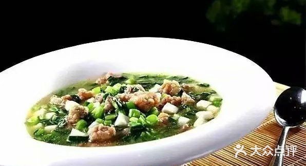 时蔬煲仔骨 