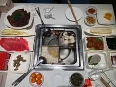 -海底捞火锅(曼巴特广场店)
