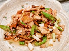 青椒牛肝菌-福照楼汽锅鸡·云南菜(火车站锦江店)