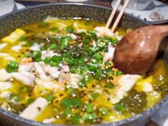 -山城外·非遗酸菜鱼(新都汇融店)