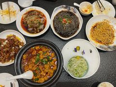 -万重锦·人文川菜馆(骡马市店)