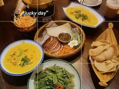 -清迈清迈巷口小排档(烟台山店)