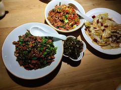 -湘阁里辣(南岭购物广场店)