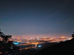 -鬼笑石后山停车场